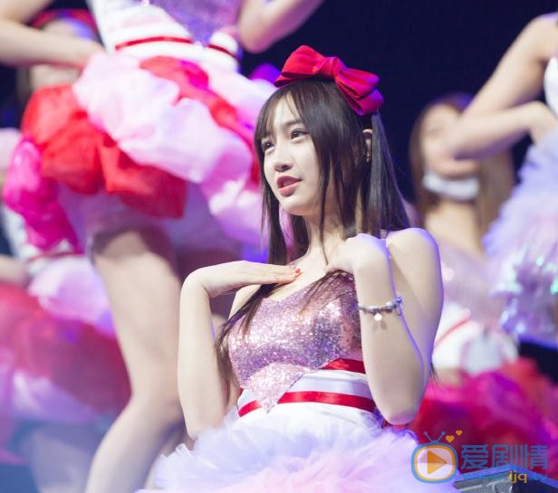 费沁源舞台照 费沁源高清写真_费沁源高清剧照
