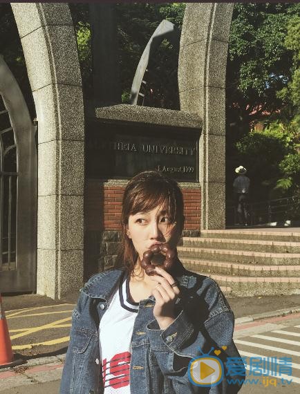 杨欣颖街拍写真 杨欣颖高清写真_杨欣颖高清剧照