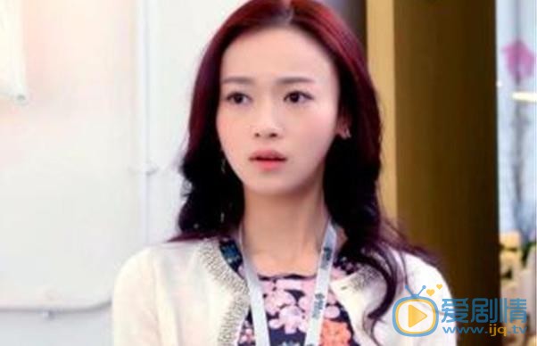 吴谨言整容了吗？吴谨言整容前后照片对比