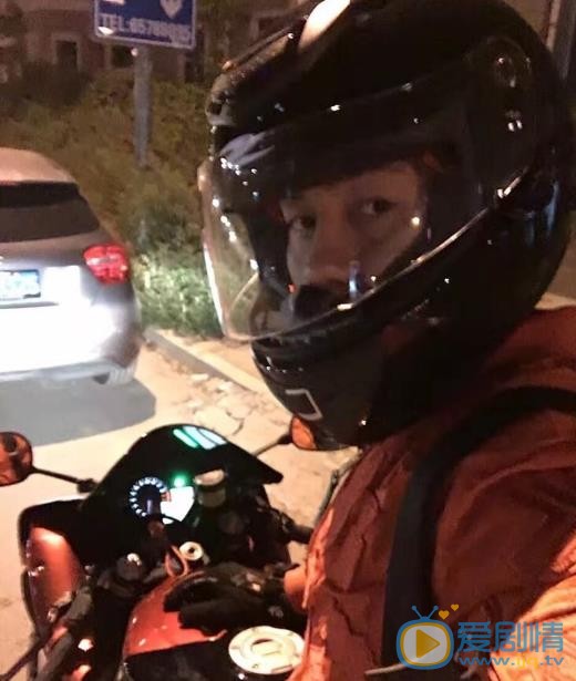 康磊生活照 康磊高清写真_康磊高清剧照