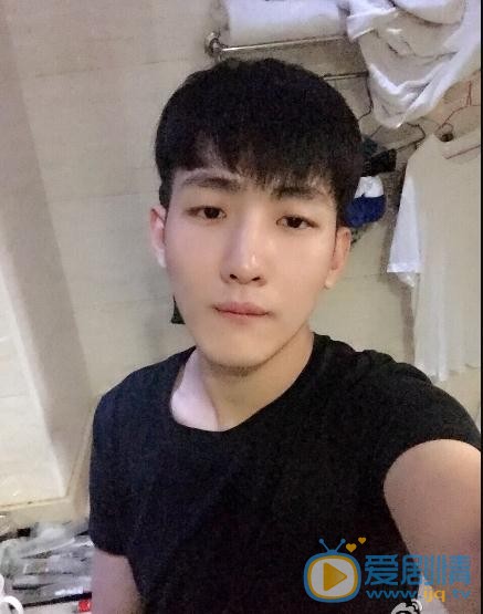张皓伦生活照写真 张皓伦高清写真_张皓伦高清剧照