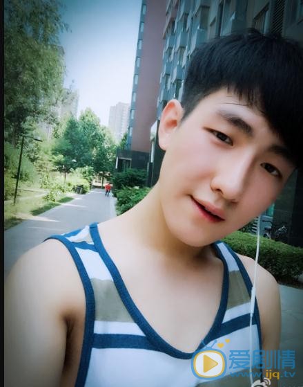 张皓伦生活照写真 张皓伦高清写真_张皓伦高清剧照