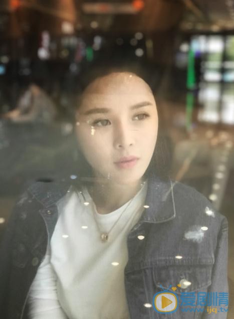 罗漩街拍写真 罗漩高清写真_罗漩高清剧照