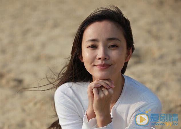 杨梅气质写真 杨梅高清写真_杨梅高清剧照