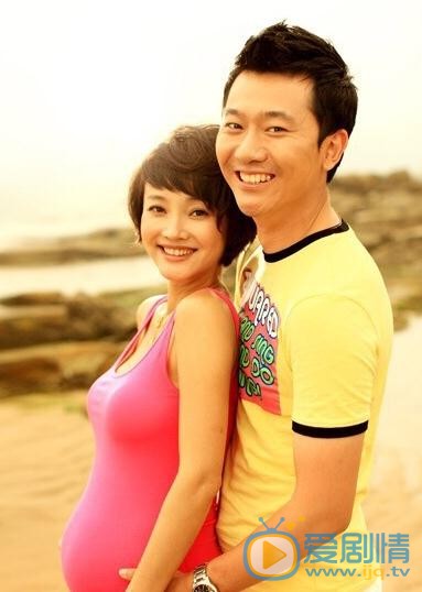 杨梅家人照 杨梅高清写真_杨梅高清剧照