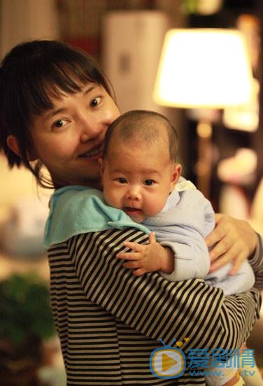 杨梅家人照 杨梅高清写真_杨梅高清剧照