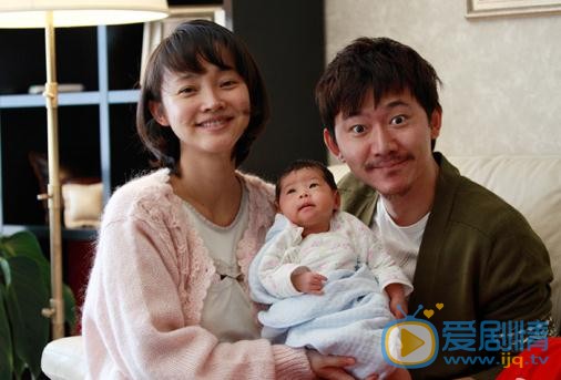 杨梅家人照 杨梅高清写真_杨梅高清剧照