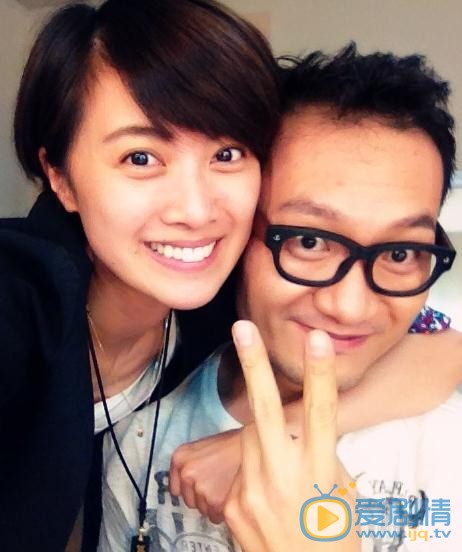 王文娜与人合照 王文娜高清写真_王文娜高清剧照