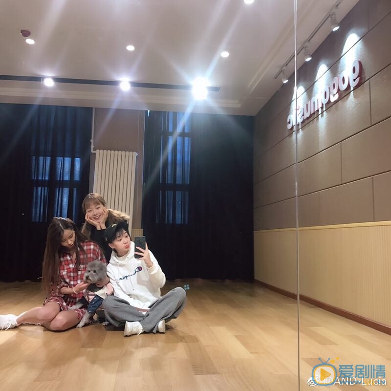 陈盈燕微博配图写真 陈盈燕高清写真_陈盈燕高清剧照