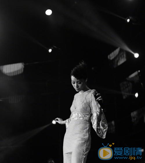 邓丽欣舞台照 邓丽欣高清写真_邓丽欣高清剧照