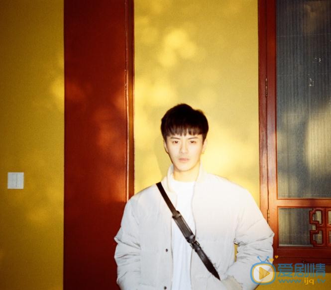 王艺霖街拍写真 王艺霖高清写真_王艺霖高清剧照