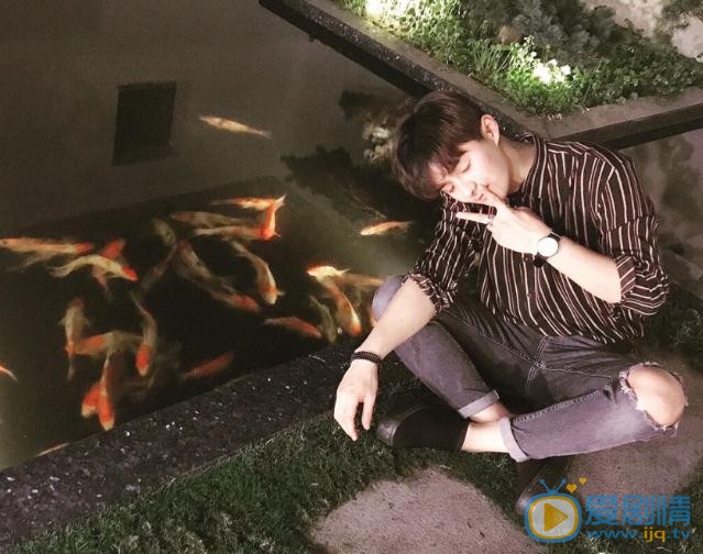 王艺霖街拍写真 王艺霖高清写真_王艺霖高清剧照