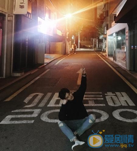 王艺霖街拍写真 王艺霖高清写真_王艺霖高清剧照
