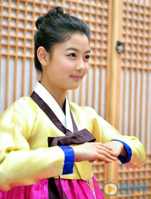 金裕贞韩服写真 金裕贞高清写真_金裕贞高清剧照