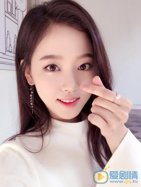 姜汉娜杂志画报 姜汉娜高清写真_姜汉娜高清剧照