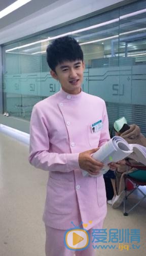 高广泽片场照写真 高光泽片场照写真