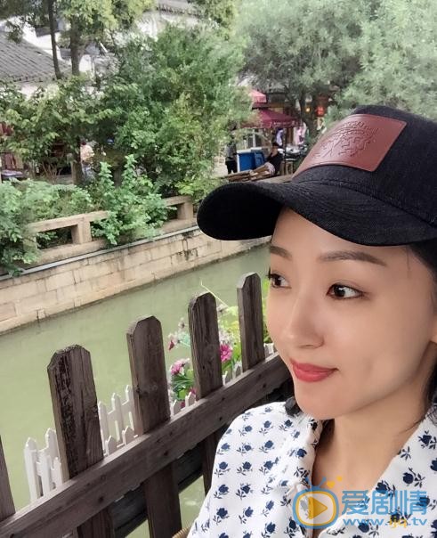 闵春晓生活照 闵春晓高清写真_闵春晓高清剧照