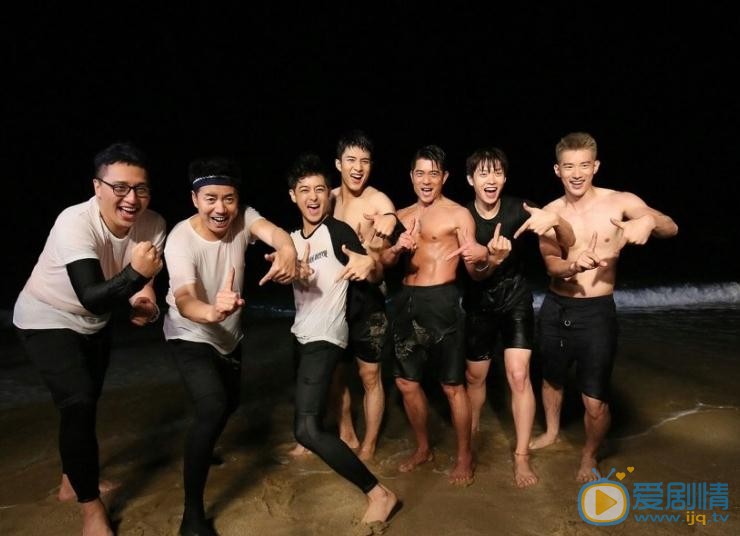 范明《我们十七岁》节目照 范明高清写真_范明高清剧照