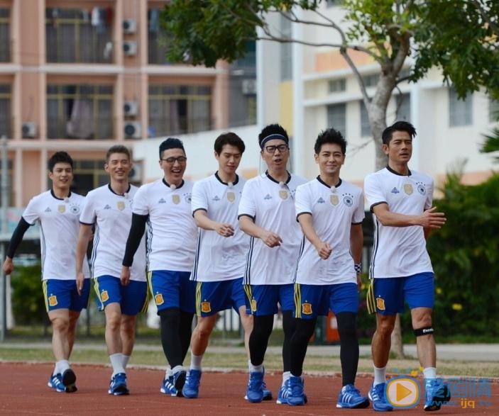 范明《我们十七岁》节目照 范明高清写真_范明高清剧照