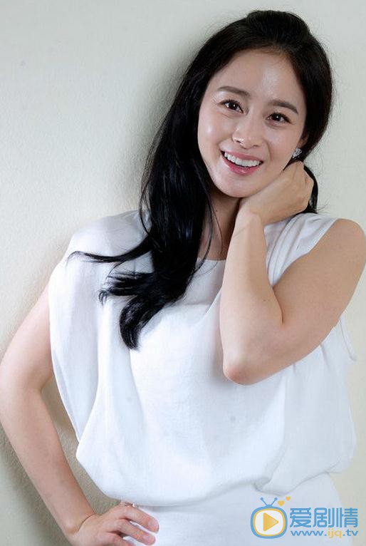 金泰希新闻图 金泰希高清写真_金泰希高清剧照