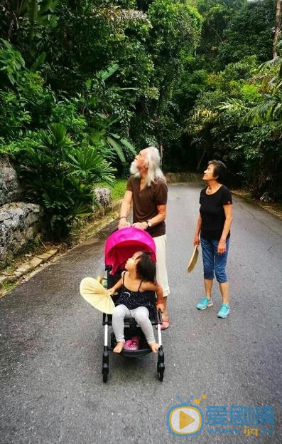 王德顺老两口合照 王德顺高清写真_王德顺高清剧照