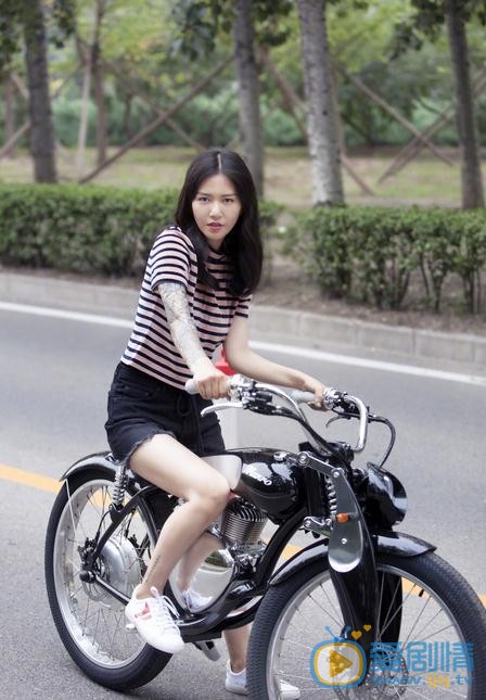 谭维维街拍写真 谭维维高清写真_谭维维高清剧照