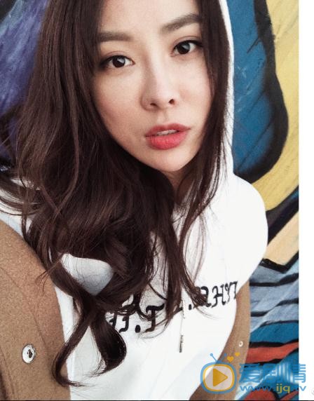 合伙人杨子是谁扮演的？杨子扮演者童苡萱个人资料、写真及生活照欣赏 