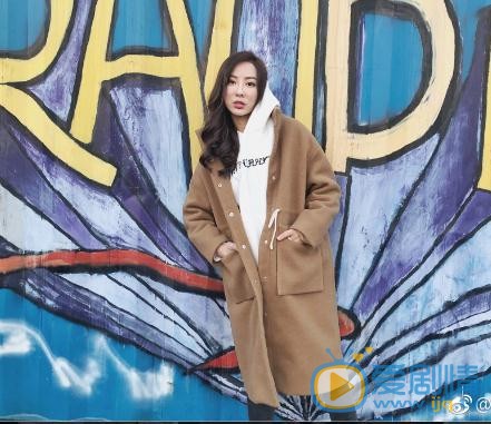 合伙人杨子是谁扮演的？杨子扮演者童苡萱个人资料、写真及生活照欣赏 