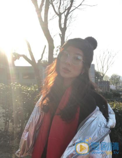 合伙人杨子是谁扮演的？杨子扮演者童苡萱个人资料、写真及生活照欣赏 