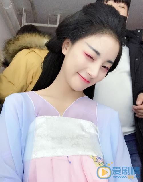 朱丽岚片场照 朱丽岚高清写真_朱丽岚高清剧照