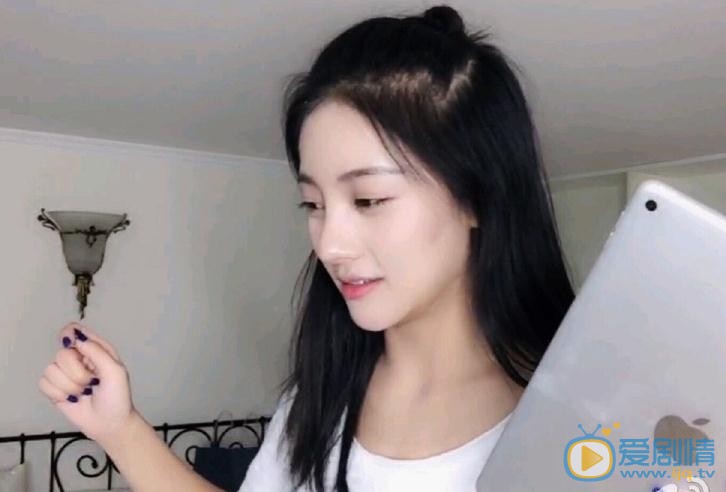 朱丽岚生活照 朱丽岚高清写真_朱丽岚高清剧照