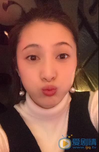 隋俊波生活照 隋俊波高清写真_隋俊波高清剧照