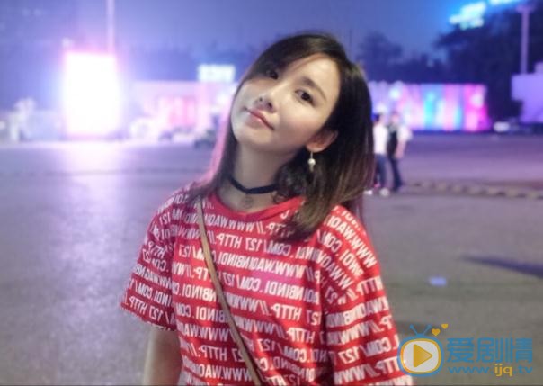 古筝随性写真 古筝高清写真_古筝高清剧照