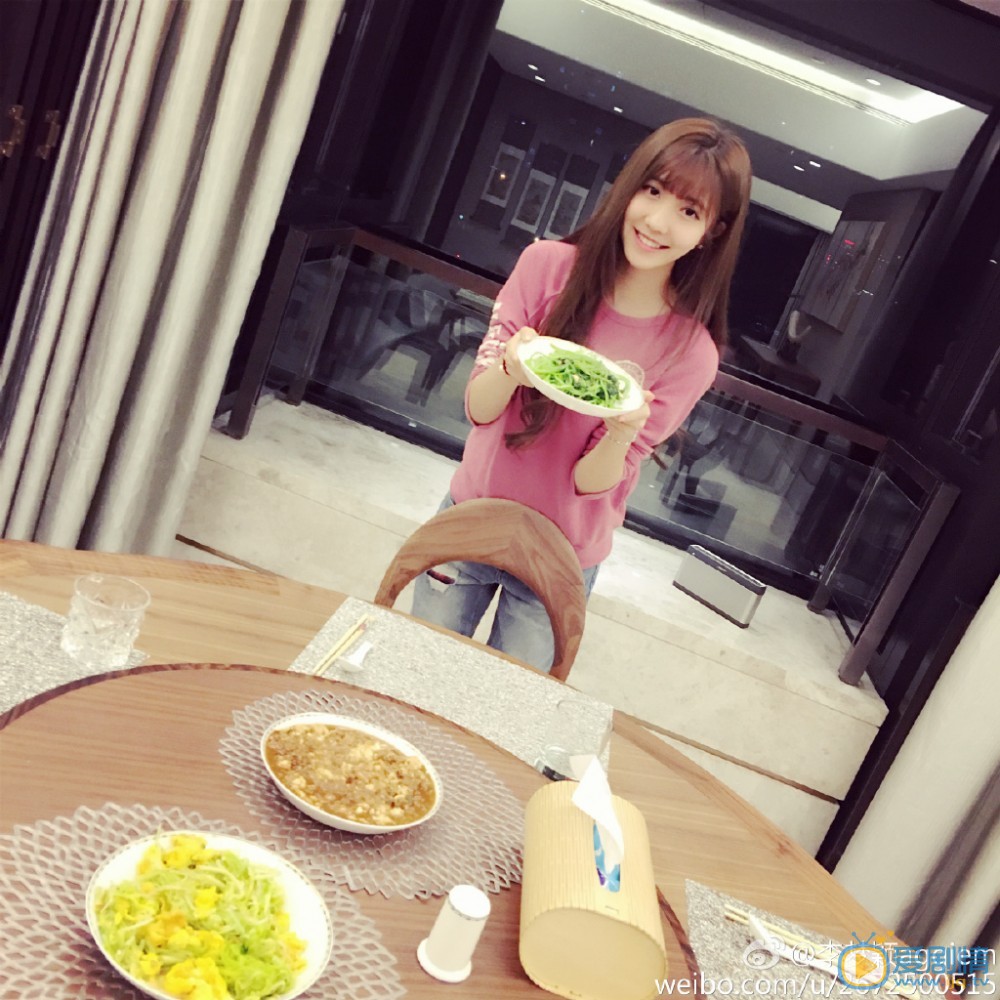 李梦颖生活照写真 李梦颖生活照写真
