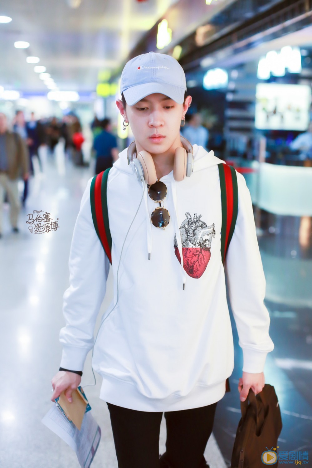 马伯骞街拍写真 马伯骞高清写真_马伯骞高清剧照