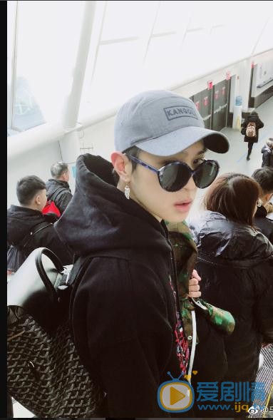 马伯骞街拍写真 马伯骞高清写真_马伯骞高清剧照