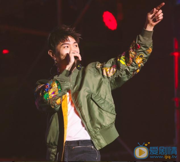 马伯骞青春写真 马伯骞高清写真_马伯骞高清剧照