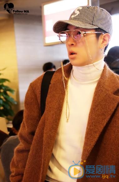 马伯骞街拍写真 马伯骞高清写真_马伯骞高清剧照