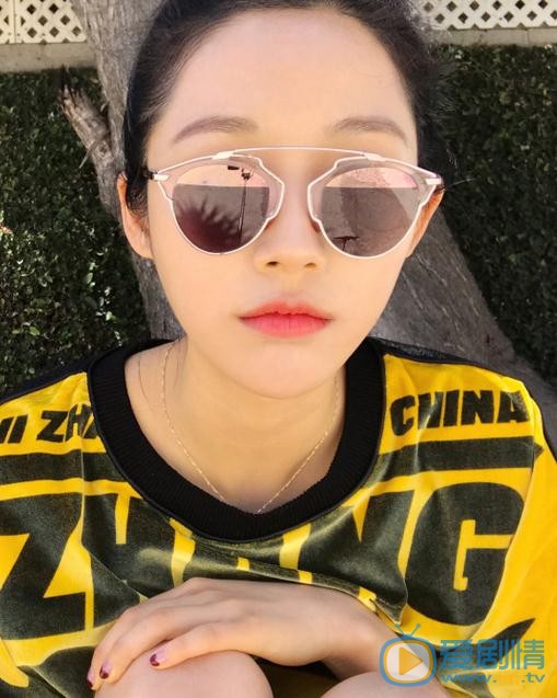 李思函生活照 李思函高清写真_李思函高清剧照