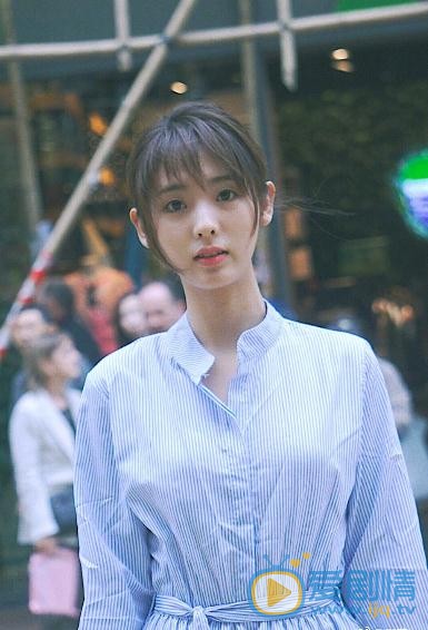 邢菲街拍写真 邢菲高清写真_邢菲高清剧照