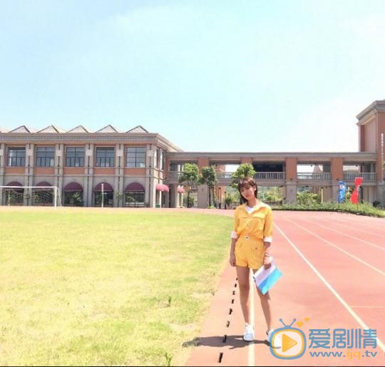 邢菲时尚写真 邢菲高清写真_邢菲高清剧照