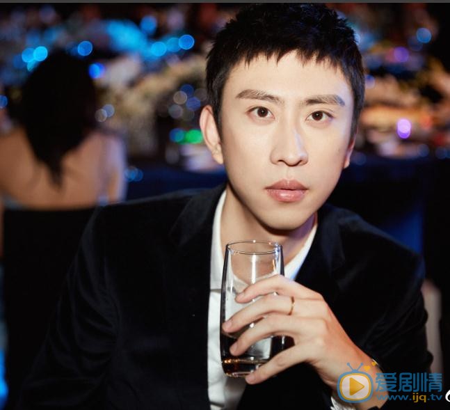 蒋易活动照 蒋易高清写真_蒋易高清剧照