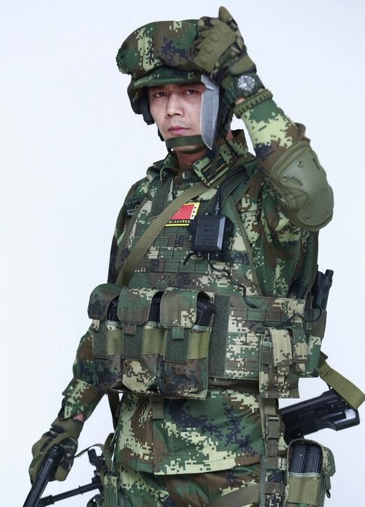 杨烁《利刃出击》剧照 杨烁高清写真_杨烁高清剧照