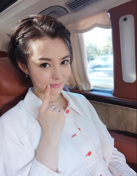 刘一含生活照 刘一含高清写真_刘一含高清剧照