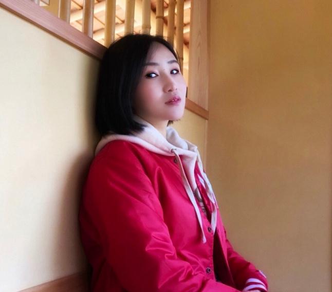 杨亭旅游照 杨亭高清写真_杨亭高清剧照