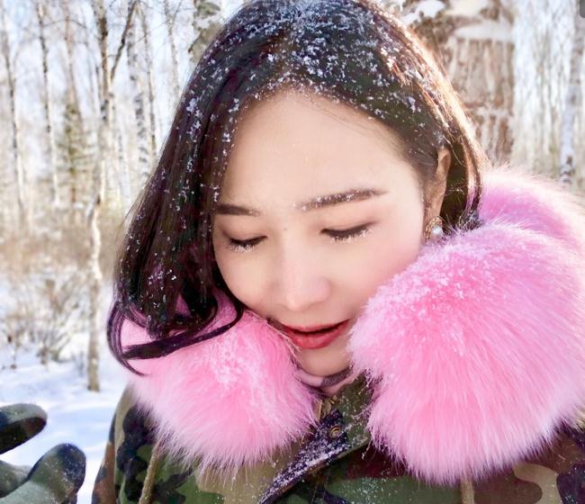 杨亭雪中照 杨亭高清写真_杨亭高清剧照