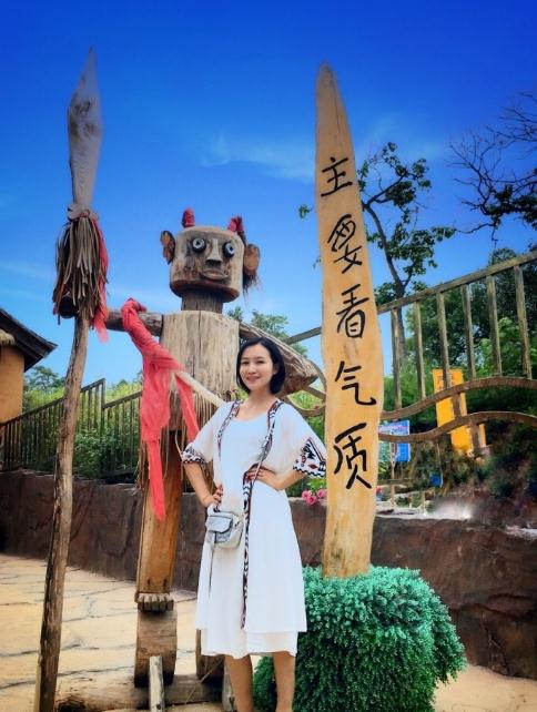 杨亭异域风情写真 杨亭高清写真_杨亭高清剧照