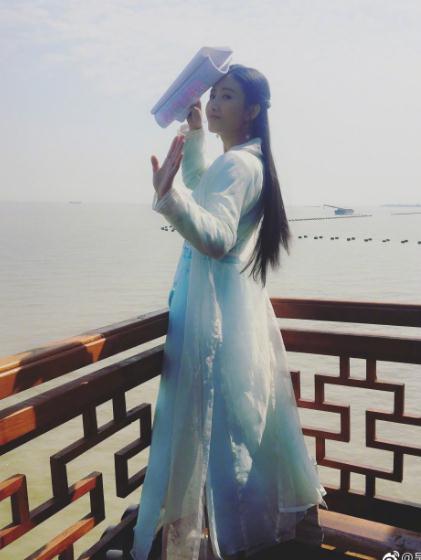 吴优片场照写真 吴优片场照写真