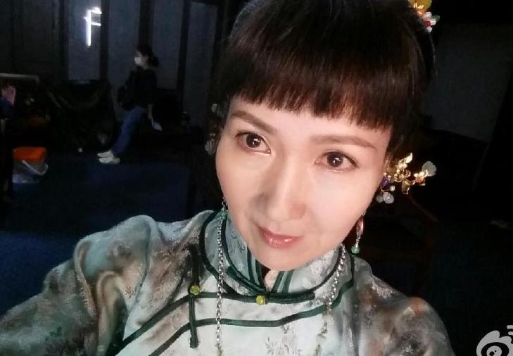 陈美琪片场照 陈美琪片场照