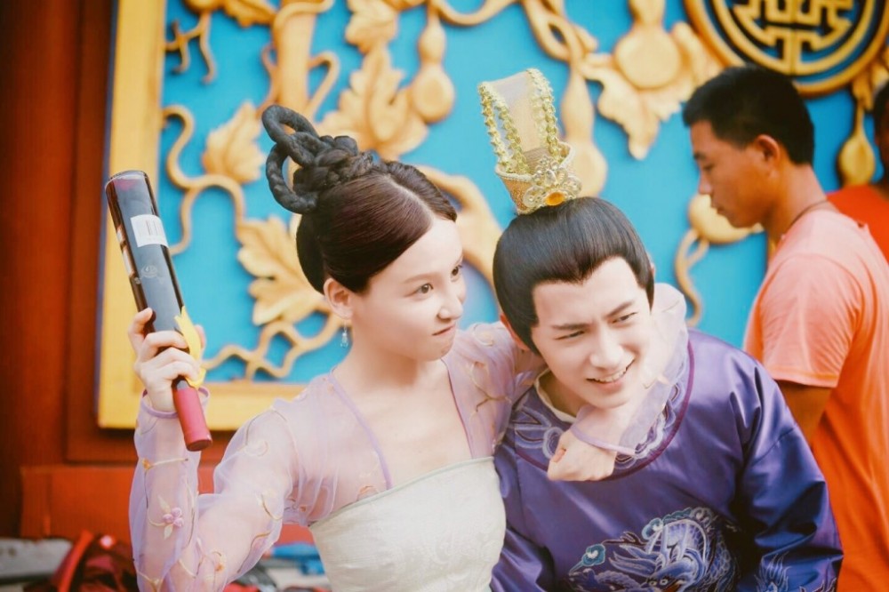 曾艳芬片场照写真 曾艳芬片场照写真